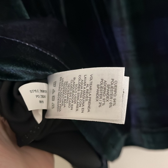 Vineyard Vines Velvet Plaid Bow Top - Picture 8 of 9